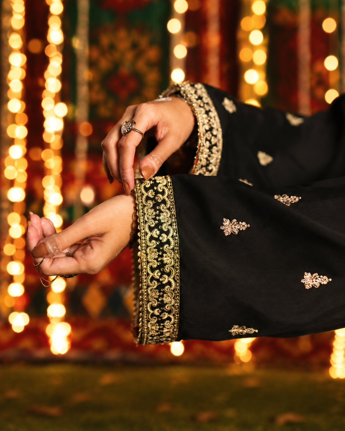 Noor-e-Shab Black Embroidered Silk Viscose Suit | Luxury Pakistani Wedding Wear